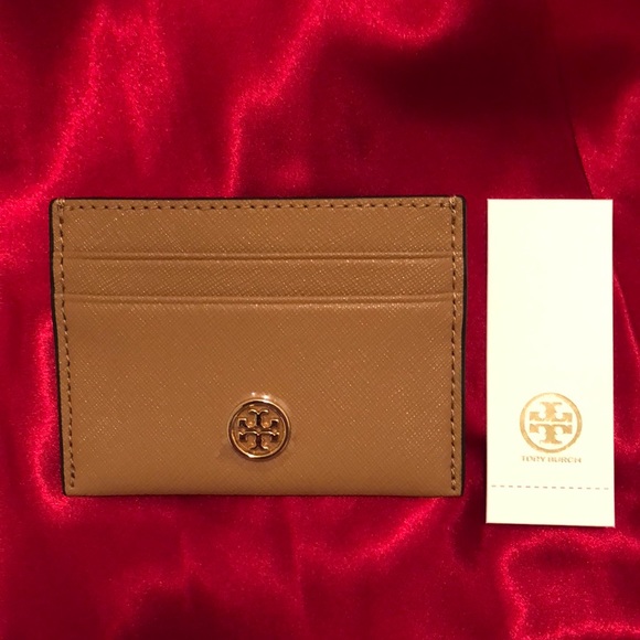 Tory Burch Handbags - Tory Burch Robinson Tan Card Case